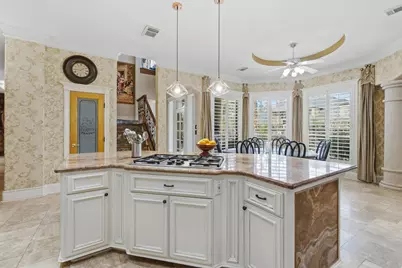 39 Forest Green Trail, Kingwood, TX 77339 - Photo 5