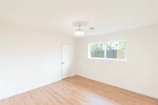 10906 Green Arbor Dr, Houston, TX 77089 - Photo 23