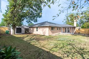 10906 Green Arbor Dr, Houston, TX 77089 - Photo 29