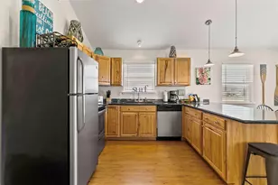 757 Bluewater Hwy, Surfside Beach, TX 77541 - Photo 17