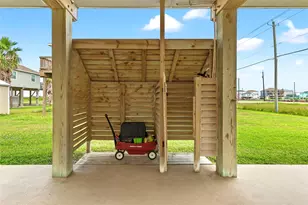 757 Bluewater Hwy, Surfside Beach, TX 77541 - Photo 31