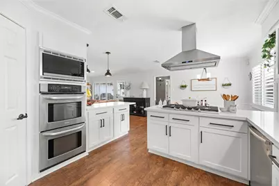 2731 Durban Drive, Houston, TX 77043 - Photo 13