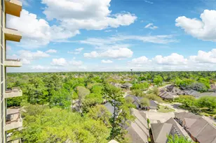 14655 Champion Forest Dr, Houston, TX 77069 - Photo 17