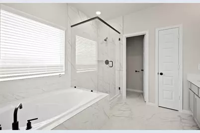 11406 Lucky Falls Drive, Houston, TX 77047 - Photo 31