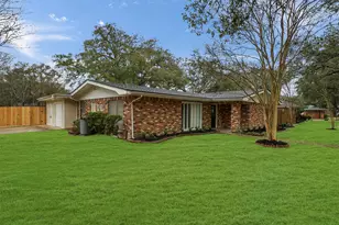 901 Aster Dr, Katy, TX 77493 - Photo 1