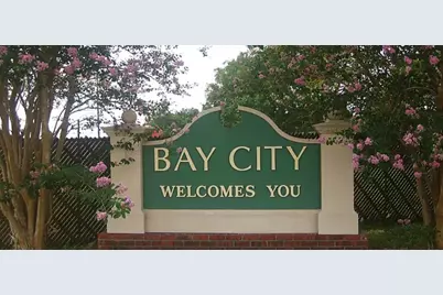 515 7th Street, Bay City, TX 77414 - Photo 1