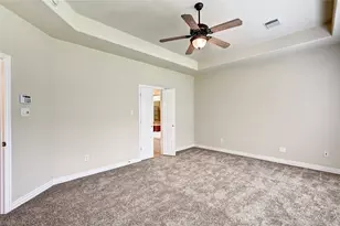 30 N Scribewood Cir, The Woodlands, TX 77382 - Photo 23