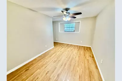 5838 Ludington Drive, Houston, TX 77035 - Photo 15