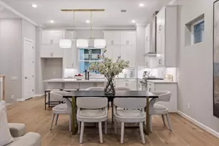 4032 Blossom St, Houston, TX 77007 - Photo 9