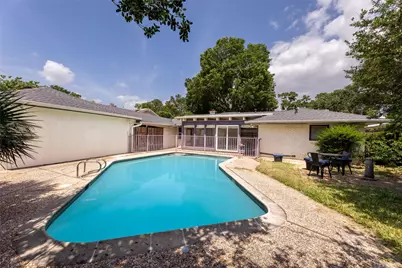 5623 Dumfries Drive, Houston, TX 77096 - Photo 33