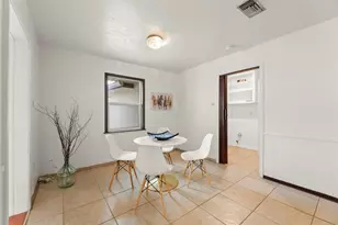 5623 Dumfries Dr, Houston, TX 77096 - Photo 7