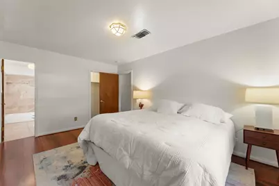 5623 Dumfries Drive, Houston, TX 77096 - Photo 23