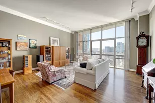 2211 Briarglen Dr, Houston, TX 77027 - Photo 3