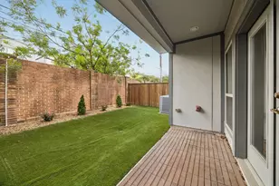 1704 Oak Leaf Pass Dr, Houston, TX 77055 - Photo 29