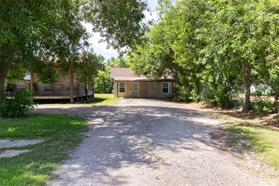 511 Commerce Street, Palacios, TX 77465 - Photo 27