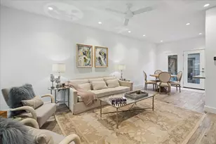 701 Bering Dr, Houston, TX 77057 - Photo 9