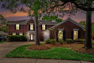 2101 Shadow Bay Cir, League City, TX 77573 - Photo 1