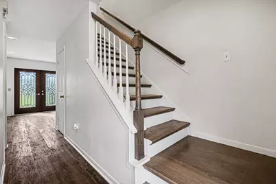 2101 Shadow Bay Circle, League City, TX 77573 - Photo 3