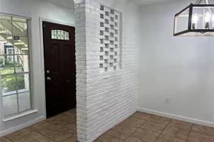 13026 Trail Hollow Dr, Houston, TX 77079 - Photo 3