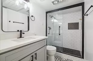 7821 Rue St Cyr St, Houston, TX 77074 - Photo 11