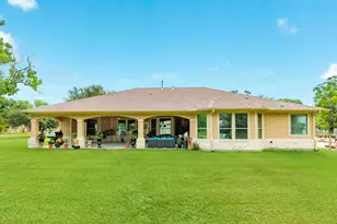 309 Hickman Ln, Angleton, TX 77515 - Photo 33