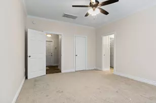 2917 Clinton Dr, Houston, TX 77020 - Photo 9