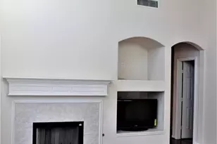 71 N Brooksedge Cir, The Woodlands, TX 77382 - Photo 3