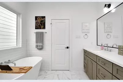 2015 Cochran Street, Houston, TX 77009 - Photo 27