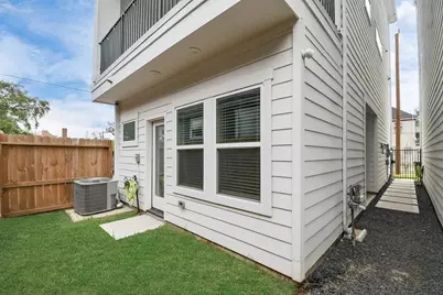 2015 Cochran Street, Houston, TX 77009 - Photo 35