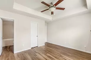 10335 White Fir Villa Ave, Houston, TX 77044 - Photo 13