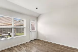 10335 White Fir Villa Ave, Houston, TX 77044 - Photo 9