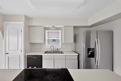 12725 E Conquistador Drive, Galveston, TX 77554 - Photo 13