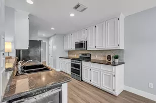 12722 Wolf Creek Ct, Humble, TX 77346 - Photo 7