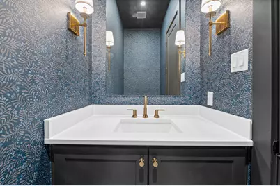 10418 Brinwood Drive, Houston, TX 77043 - Photo 9