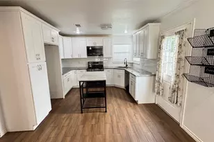 221 Hyta St, Houston, TX 77018 - Photo 7