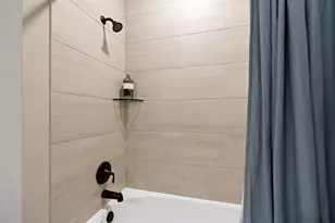 6804 Westview Dr, Houston, TX 77055 - Photo 25