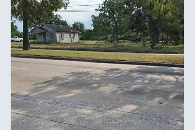 9203 W Montgomery Road, Houston, TX 77088 - Photo 9