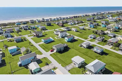 4208 Hardin Drive, Galveston, TX 77554 - Photo 3