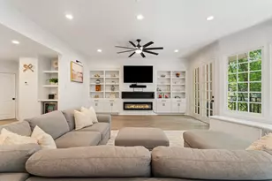 201 Vanderpool Ln, Houston, TX 77024 - Photo 13