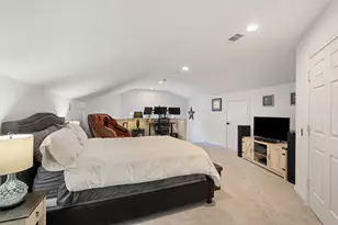 201 Vanderpool Ln, Houston, TX 77024 - Photo 33
