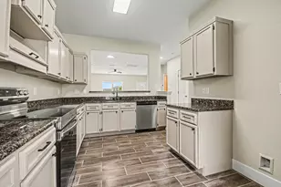 1322 Diamond Drape Dr, Rosharon, TX 77583 - Photo 13