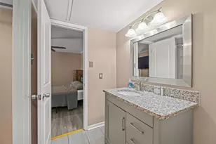 2750 Holly Hall St, Houston, TX 77054 - Photo 13
