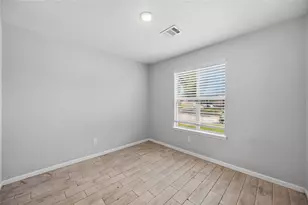 254 Silky Leaf Dr, Houston, TX 77073 - Photo 5