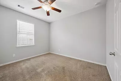3105 W Trail Drive, Pearland, TX 77584 - Photo 11