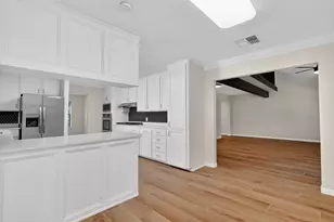 3928 Green Valley Dr, Bryan, TX 77802 - Photo 17