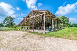 129 Shoreline Dr, Cleveland, TX 77327 - Photo 17