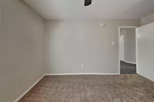 3143 Rainpark Ln, Katy, TX 77449 - Photo 15