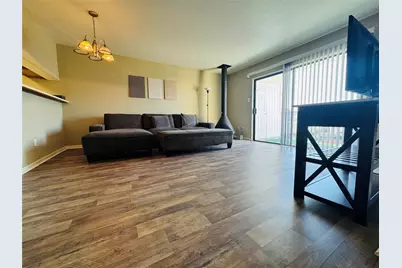 2824 S Bartell Drive #32, Houston, TX 77054 - Photo 5