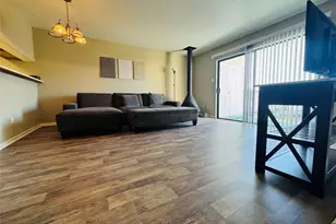 2824 S Bartell Dr, Houston, TX 77054 - Photo 5