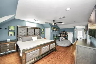 1933 Lexington St, Houston, TX 77098 - Photo 11